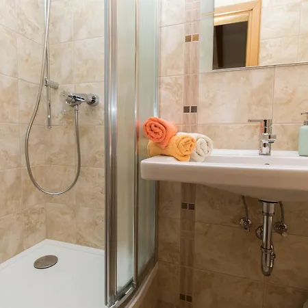 Homes Baucic شقة *